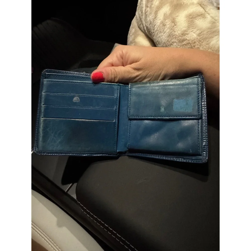 Louis Vuitton Blue Epi Leather Bifold Wallet w/Coin Pouch Authentic Vintage Worn